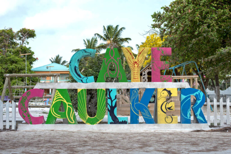 Best Things To Do on Caye Caulker Wear I Wandered